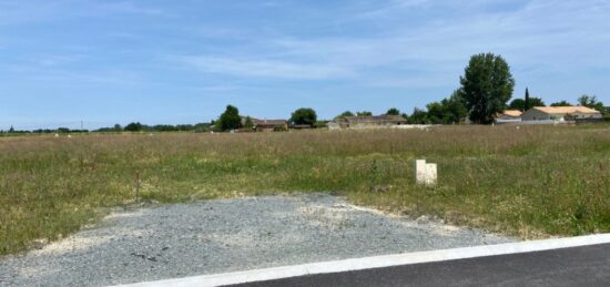 Terrain à bâtir à Prignac-et-Marcamps, Nouvelle-Aquitaine
